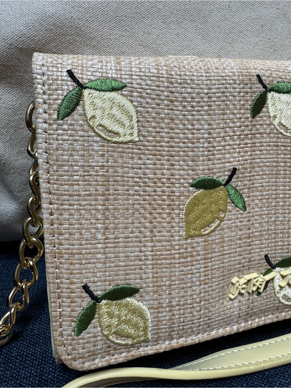 Betsey Johnson Lemon Embroidered Beige Crossbody Bag with Yellow Strap - Picture 3 of 12